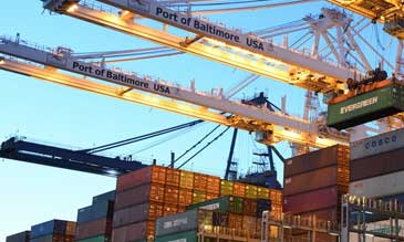 船公司高位冻结运价，集运供需失衡料延续